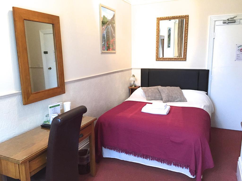 Fairlawns Guest House Банбери Номер фото