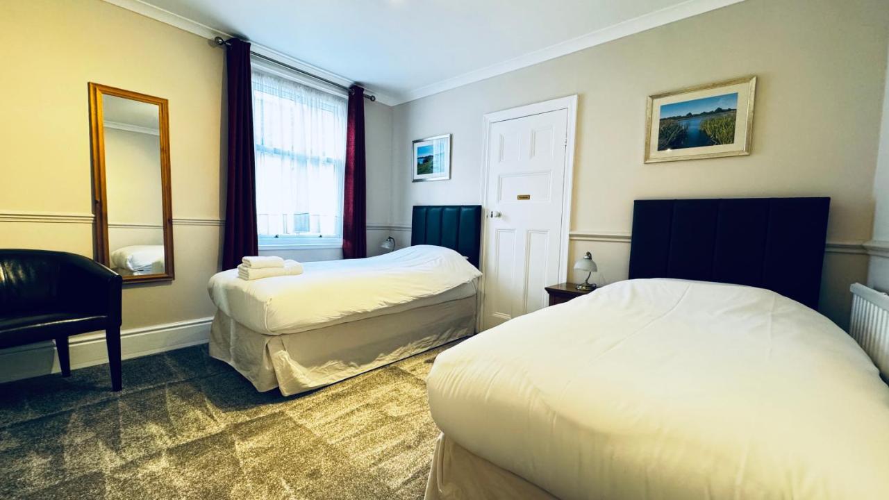 Fairlawns Guest House Банбери Экстерьер фото